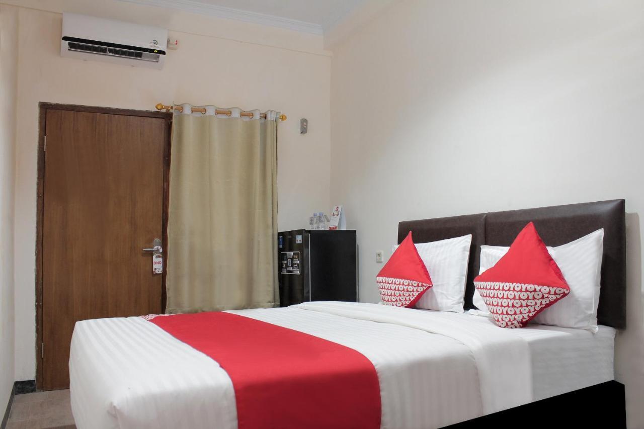 Oyo 222 M@Jayakarta Hotel Buitenkant foto