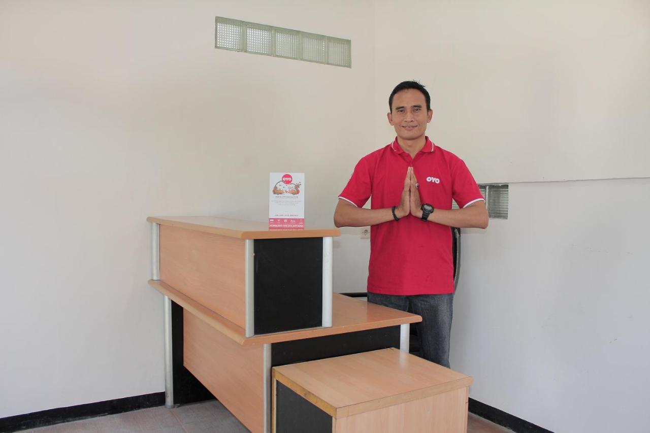 Oyo 222 M@Jayakarta Hotel Buitenkant foto